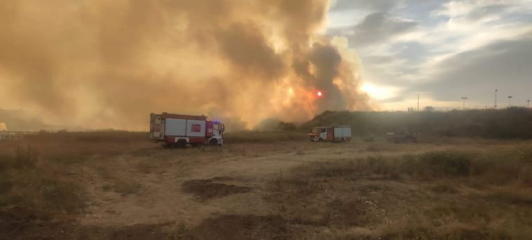 Susto en Cartaya por un incendio a las puertas del municipio