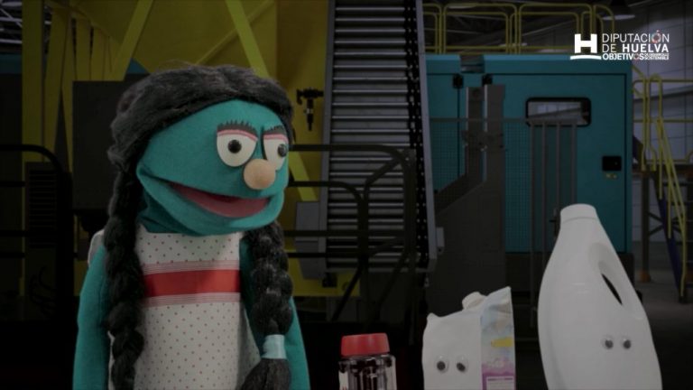 Nuevos vídeos de la Diputación de Huelva de la serie ‘El viaje de la basura’ para fomentar el reciclaje de residuos