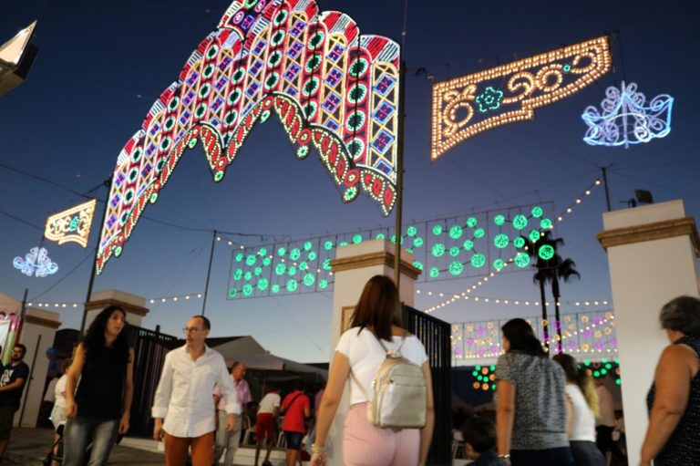 Cartaya convoca un concurso para elegir el cartel anunciador de las Fiestas de Octubre