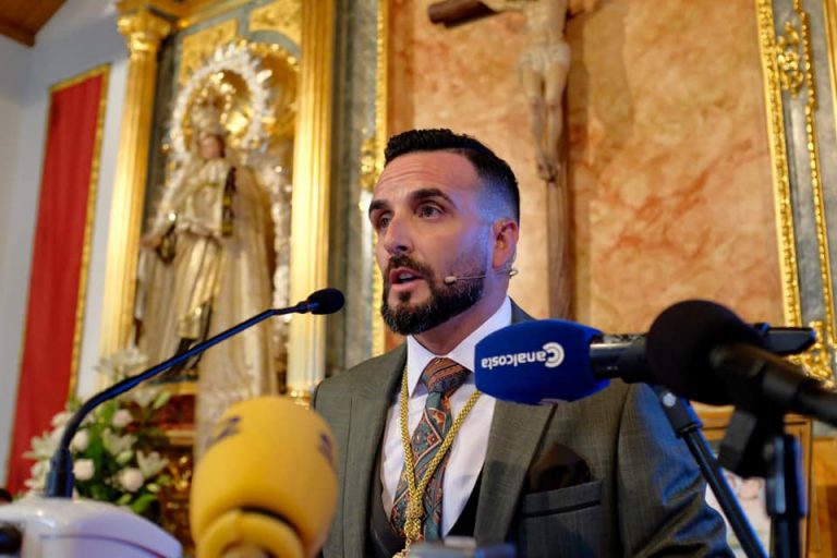 Juan Moreno de los Ángeles ofrece un emotivo pregón por la Fiesta de San Antonio de Punta del Moral
