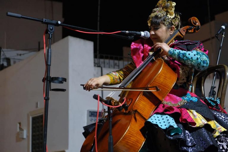 Gran ambiente en un concierto por la igualdad celebrado en Ayamonte