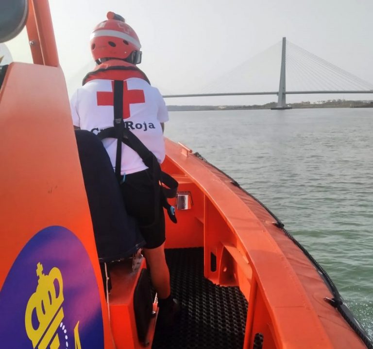 Encuentran el cuerpo de una mujer muerta flotando en el Guadiana  