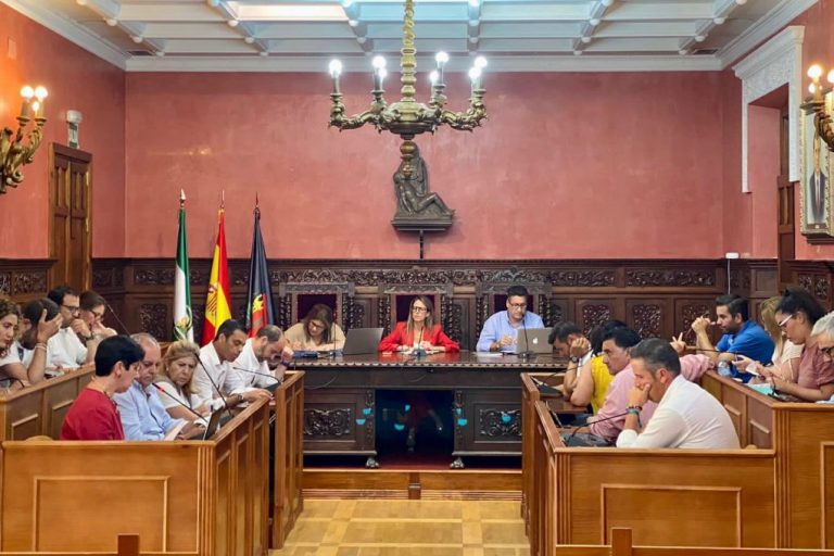 Ayamonte adjudica el servicio de Ayuda a Domicilio a la empresa óbolo
