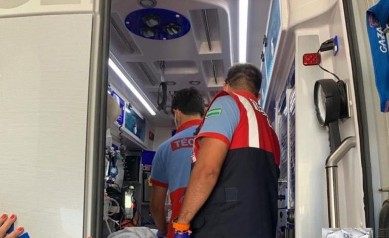 Salvan la vida a una bañista con parada cardiorrespiratoria por ahogamiento en Matalascañas
