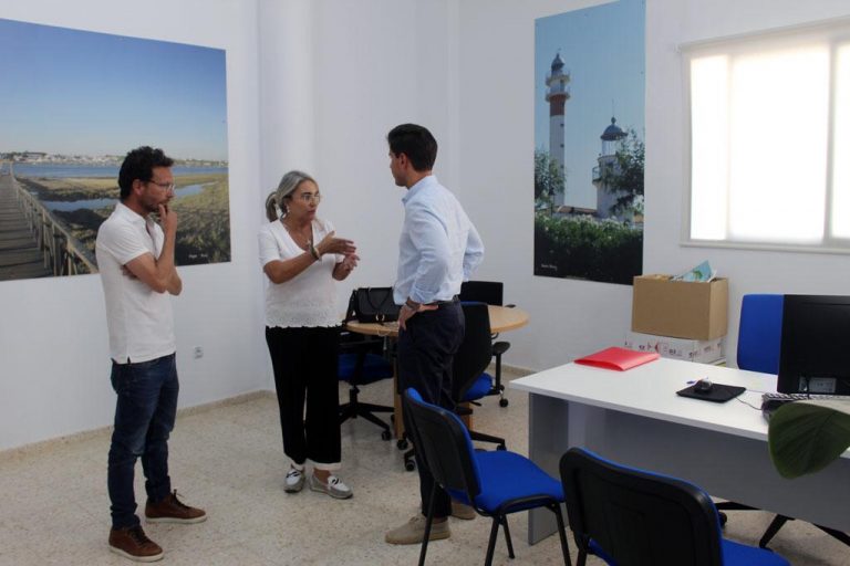 Nueva oficina de Gestión Tributaria en la Delegación permanente del Ayuntamiento en El Rompido