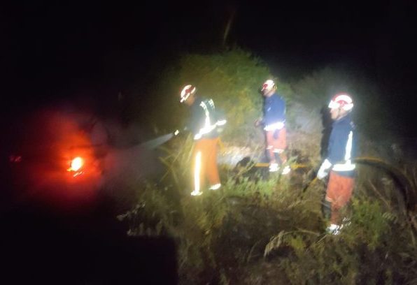 Extinguen en Ayamonte un incendio forestal cercano a una subestación eléctrica