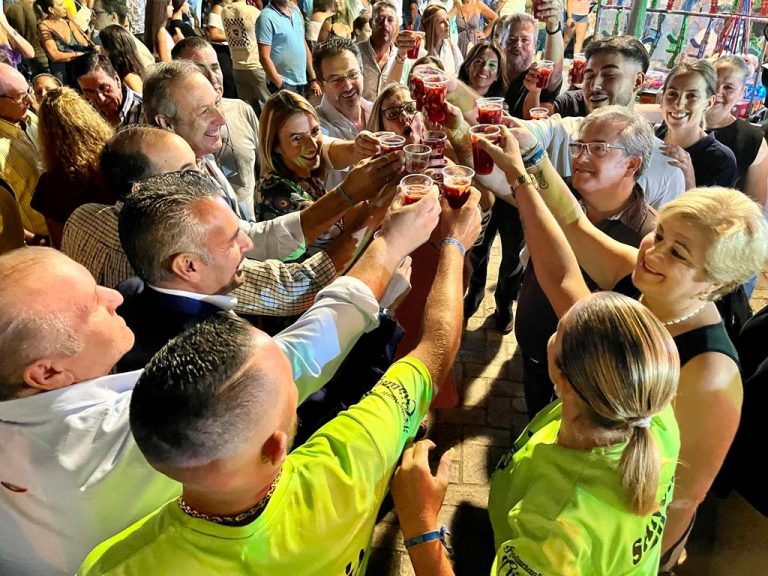 Comienzan en Isla Cristina las populares fiestas de la Virgen del Mar de Punta del Caimán