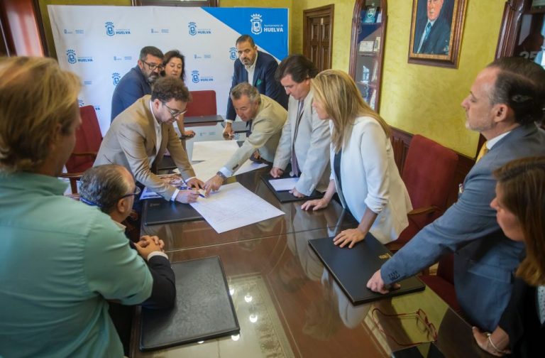 La Feria de Otoño se incorpora al calendario festivo de Huelva manteniendo su origen en el mundo del caballo