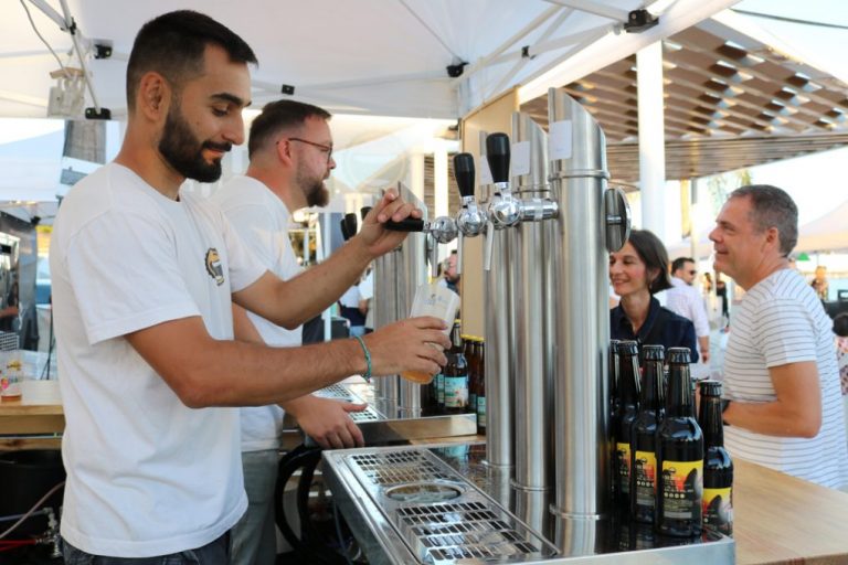 El Rompido vive este fin de semana la I Feria Gastronómica y de la Cerveza Artesanal