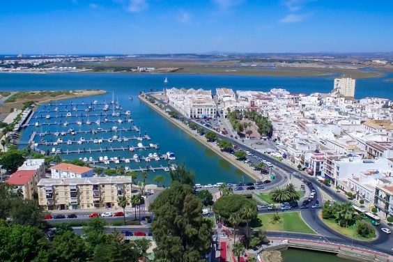 Ayamonte premia la labor de quienes fomentan la calidad turística del municipio