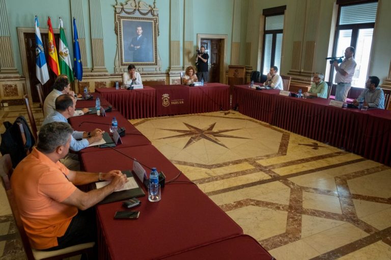 Limón apoya la candidatura de Huelva para que la ciudad albergue la futura sede de la Agencia Espacial Española
