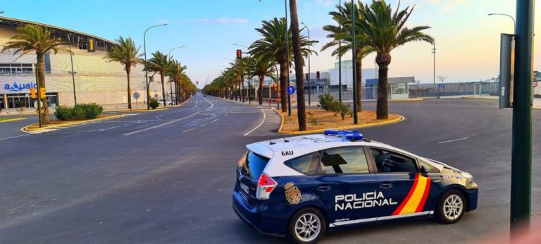Detenido en Huelva uno de los tres atracadores que han robado una «importante cuantía» de dinero en un banco
