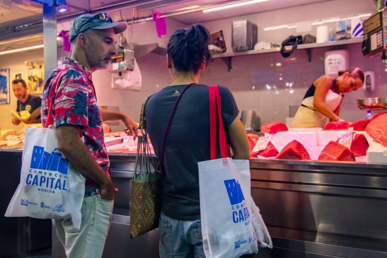 Huelva inicia una campaña para fomentar el consumo en sus mercados de abastos
