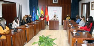 Cartaya favorece la formación y la empleabilidad de los jóvenes con nuevas becas formativas