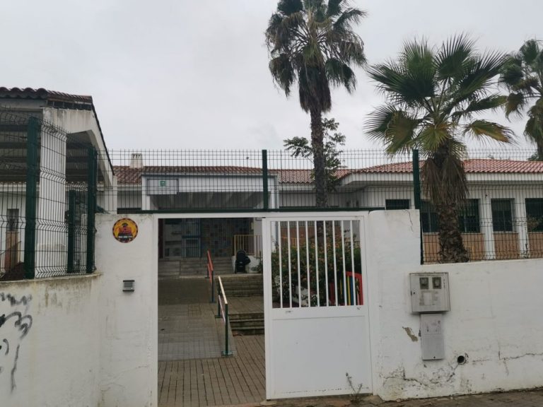 Bebés de 0 a 3 años llevan sin servicio de limpieza desde el inicio del curso en una guardería de Punta Umbría