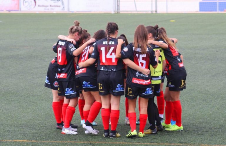 El ‘Atlantis Cartaya’, de fútbol femenino, crece este año, con tres equipos y 60 jugadoras