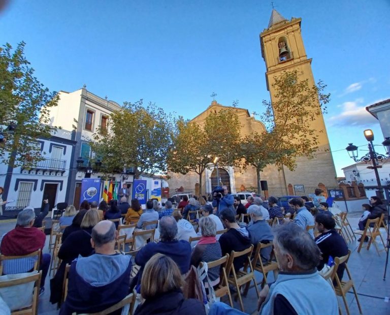 Unas 80 personas disfrutan en Jabugo del evento de la Comisión Europea ‘Las Plazas de Europa’
