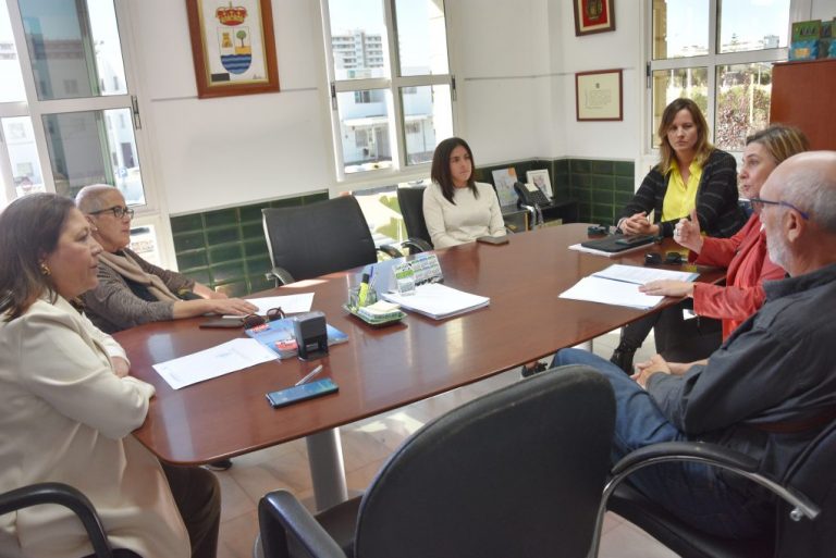 El Ayuntamiento de Punta Umbría muestra su apoyo al IES Saltés en su petición de un grado medio de FP de pesca