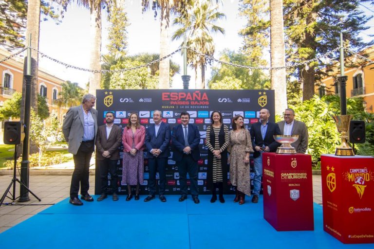 La Casa Colón acoge la presentación del partido en Huelva de la Selección de Baloncesto frente a Países Bajos