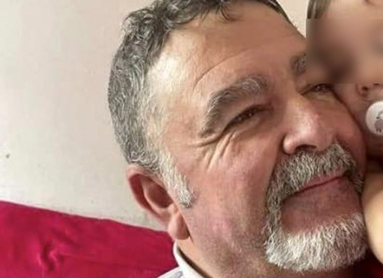 Fallece el abuelo que desapareció en Manzanilla y trasladan grave en helicóptero a su nieto a Sevilla