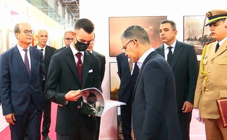 La Casa Real de Marruecos se interesa por la ‘Saca de las Yeguas’ gracias al fotógrafo onubense Dulfi Doulfikar