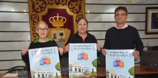 Ayuntamiento y empresarios lanzan la campaña ‘Esta Navidad, regala en Punta Umbría’