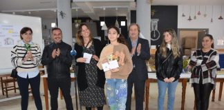 Un Concurso de Belenes reparte premios a los mejores nacimientos del IES Saltés en Punta Umbría