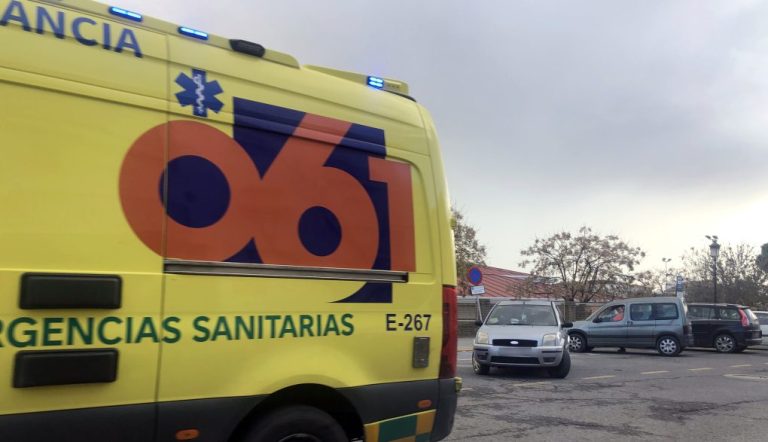 La mujer apuñalada en Cartaya se encuentra «fuera de peligro», pero con cortes graves en cara y espalda