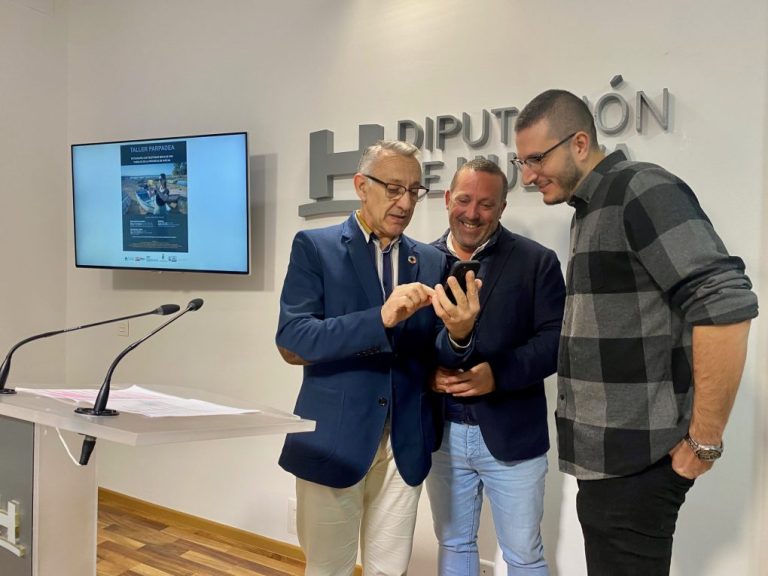 Diputación lleva el taller de fotografía con teléfono móvil ‘Parpadea’ a San Silvestre, Escacena y Berrocal