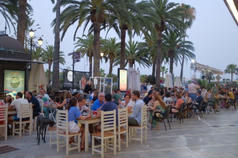 Ayamonte valora muy positivamente el millón de euros recibido del Gobierno  para apoyar al comercio local