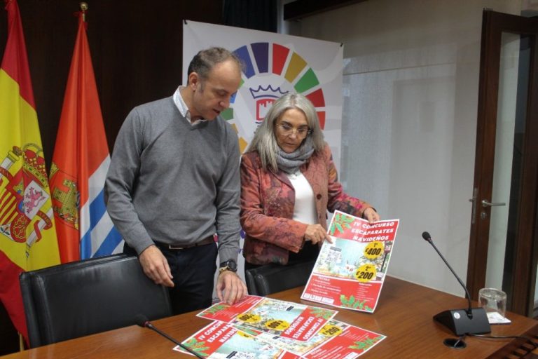 El IV Concurso de Escaparates Navideños de Cartaya duplica sus premios para «apoyar al comercio local»