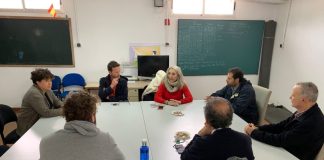 Ayuntamiento de Cartaya y vecinos de Nuevo Portil deciden facilitar el acceso al agua calle a calle