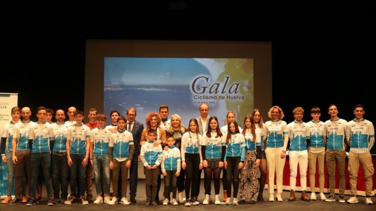 Cartaya reúne a las principales figuras del ciclismo onubense en la gala provincial de la disciplina