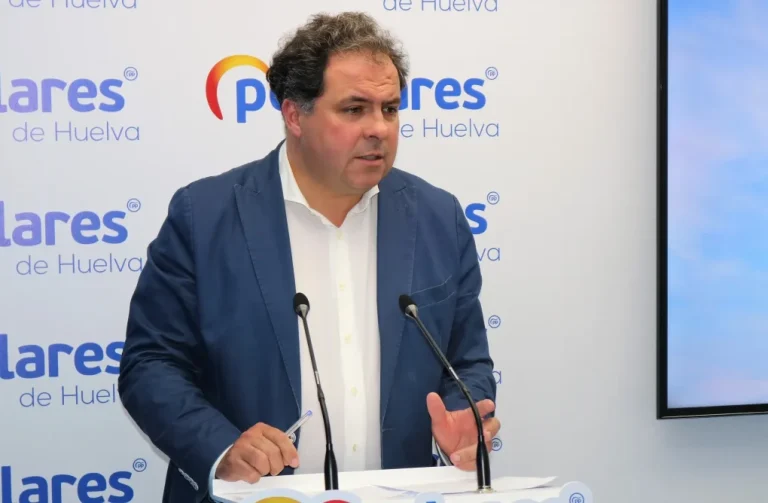 Piden la reprobación del portavoz del PP en la Diputación de Huelva tras comparar aborto con asesinato