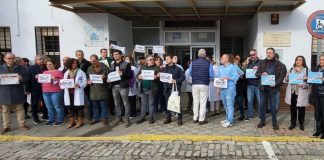 Evacuada a un hospital de Huelva una trabajadora del centro de salud de El Torrejón tras ser agredida por un usuario