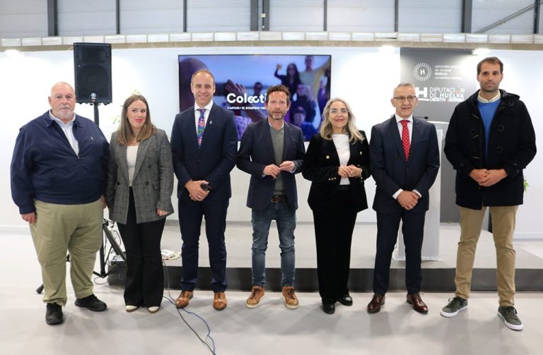 Cartaya presenta su modelo turístico en Fitur