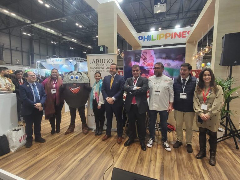 <strong>Jabugo despliega en Fitur su programación turística como Ciudad Gastronómica Española 2023</strong>