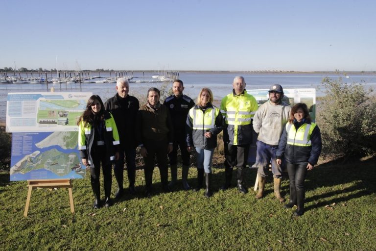El Puerto de Huelva organiza con la Universidad de Huelva una jornada de restauración medioambiental de la marisma de la margen izquierda de la Ría del Odiel