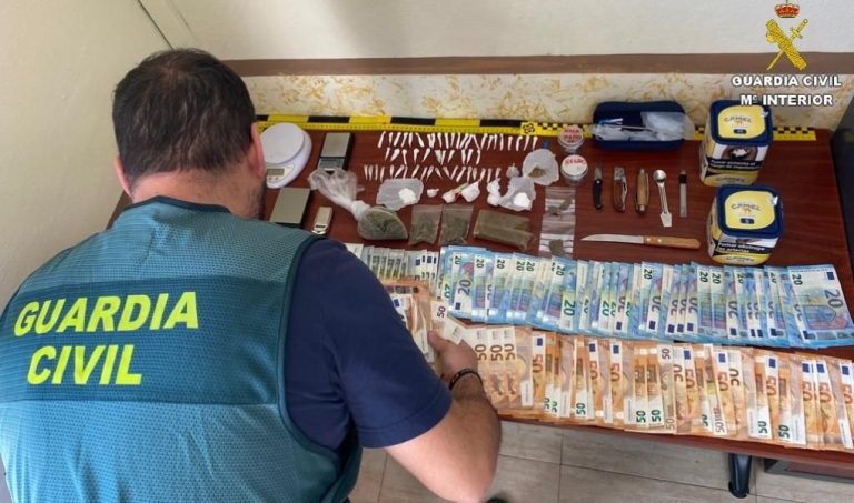 <strong>Cuatro detenidos en la desarticulación de dos puntos de venta de droga en Moguer</strong>