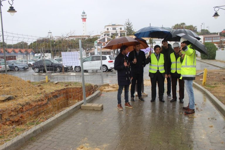 <strong>Arrancan las obras de mejora en el Puerto de El Rompido gracias a las gestiones realizadas por el Ayuntamiento y los marineros</strong>