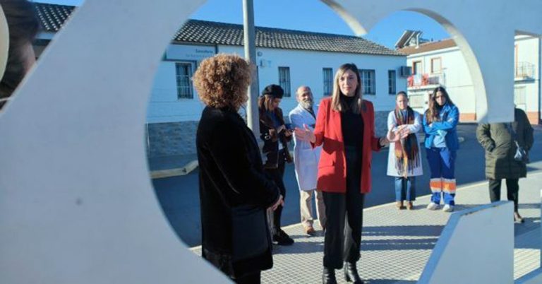 El PSOE califica de «escandaloso y alarmante» que la Junta pretenda privatizar las consultas de Atención Primaria