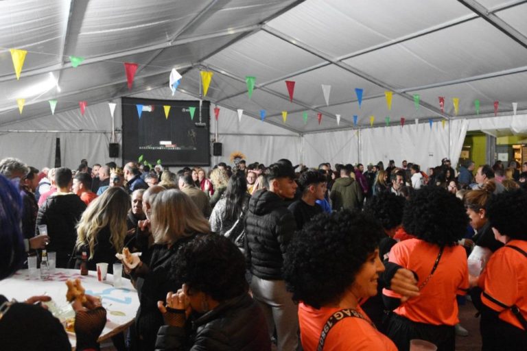 <strong>El Concurso de Agrupaciones del Carnaval de Punta Umbría vive este sábado su gran final</strong>