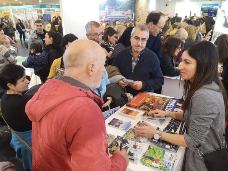 Huelva refuerza su promoción en el mercado nacional en la feria Navartur de Pamplona
