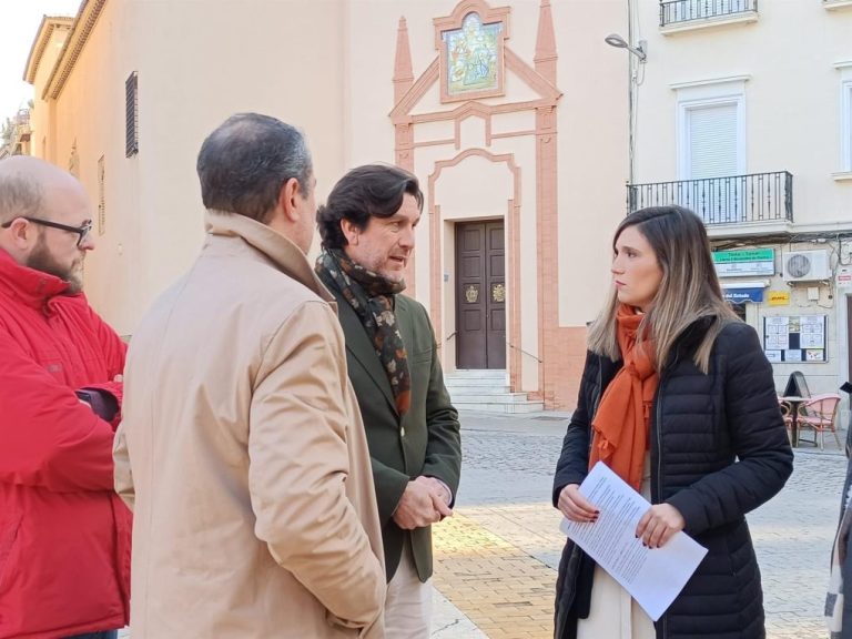 <strong>«Preocupación» por estar la sanidad en Huelva «a punto de perder» la Unidad de Ictus</strong>