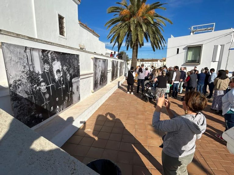La Villa de Ayamonte acoge una muestra de fotografías de Semana santa de Edu Pereiro
