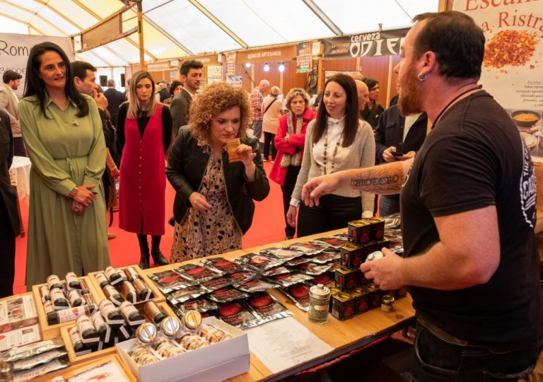 Inaugurada la Feria Gastronómica del Gurumelo que se celebra este fin de semana en Paymogo