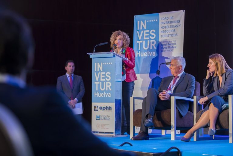 El Foro Investur pone las bases para el futuro del ‘Destino Huelva’ de la mano de la «cogobernanza turística»