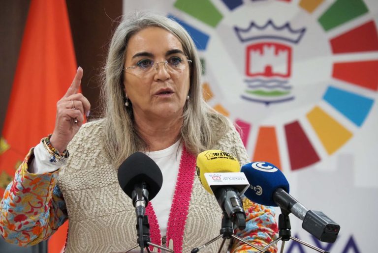 La alcaldesa de Cartaya demuestra que «no percibe ningún sueldo municipal»