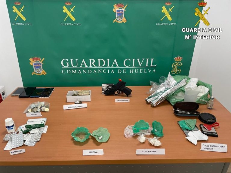 <strong>Detenida en Almonte una persona por venta de cocaína y heroína en una vivienda</strong>