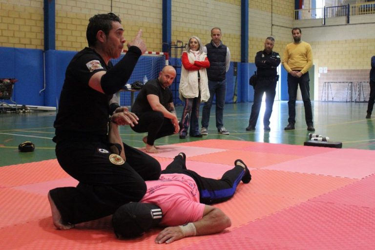 <strong>El Ayuntamiento de Cartaya inicia un curso para mejorar la formación de su Policía Local</strong>